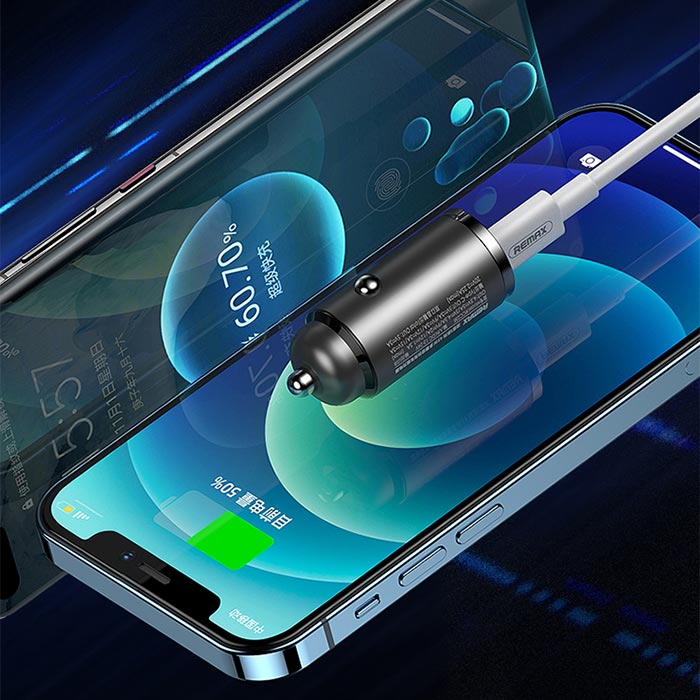 Nabíjajte 2 zariadenia súčasne - USB-A a USB-C vstup!