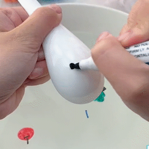 FloatPens, magické fixky, s ktorými kreslíte roztomilé obrázky plávajúce na vode - Image 9